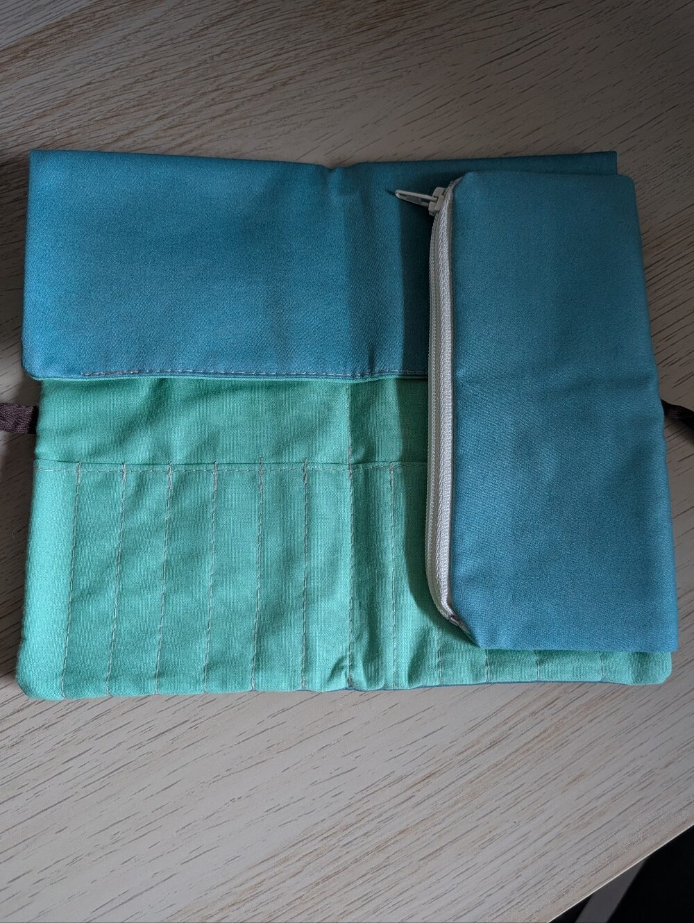 Interchangeable Needle Case - Picture 3 of 6